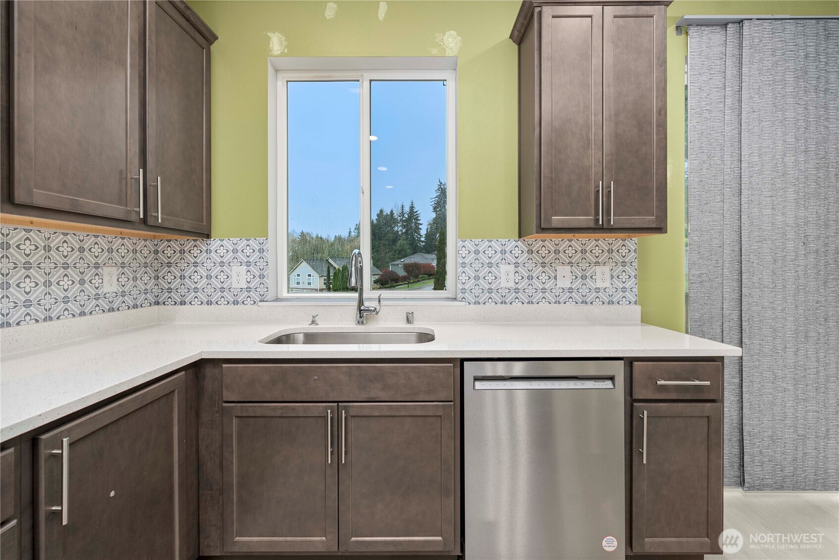 7849 Riverview Court SE