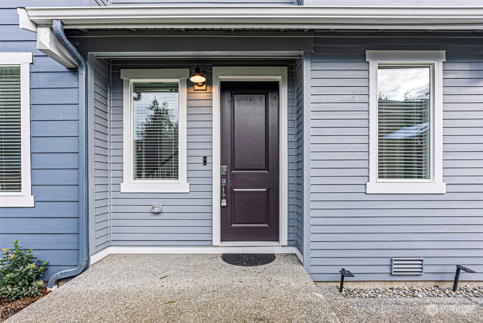 2446 NE Athlon Court