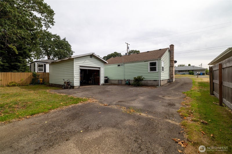 1424 Kelly Avenue SW
