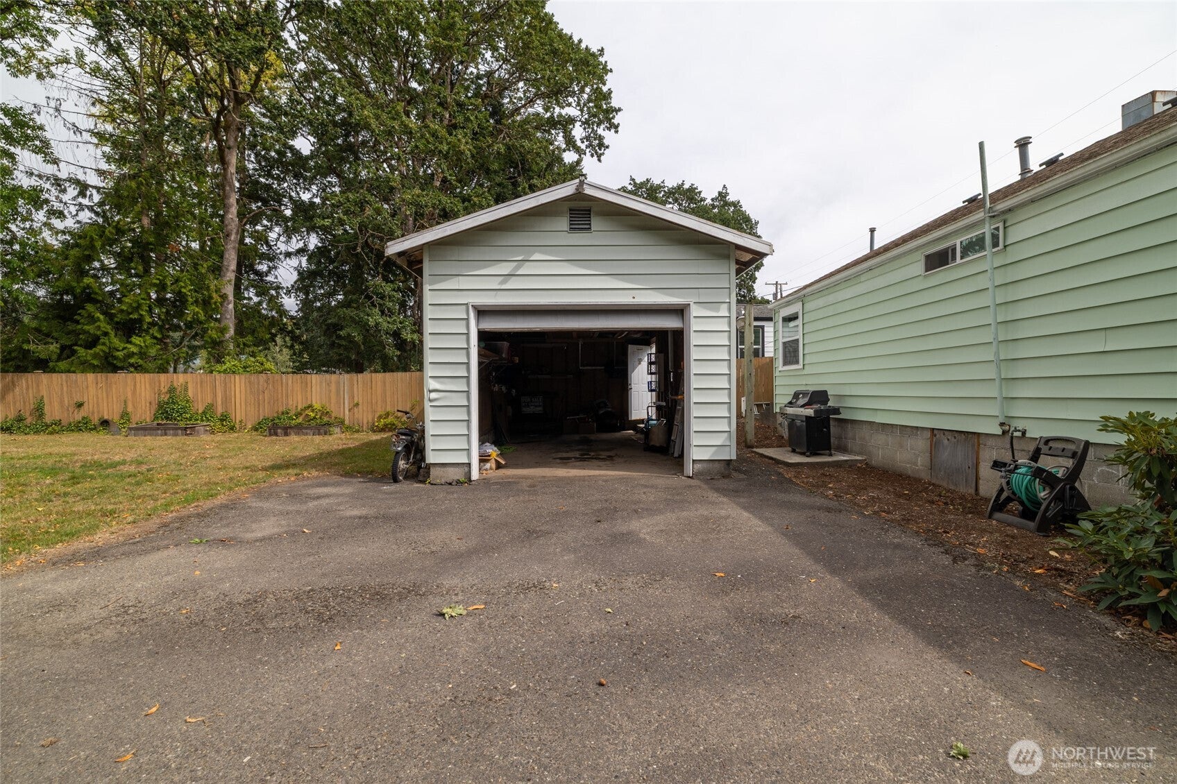1424 Kelly Avenue SW