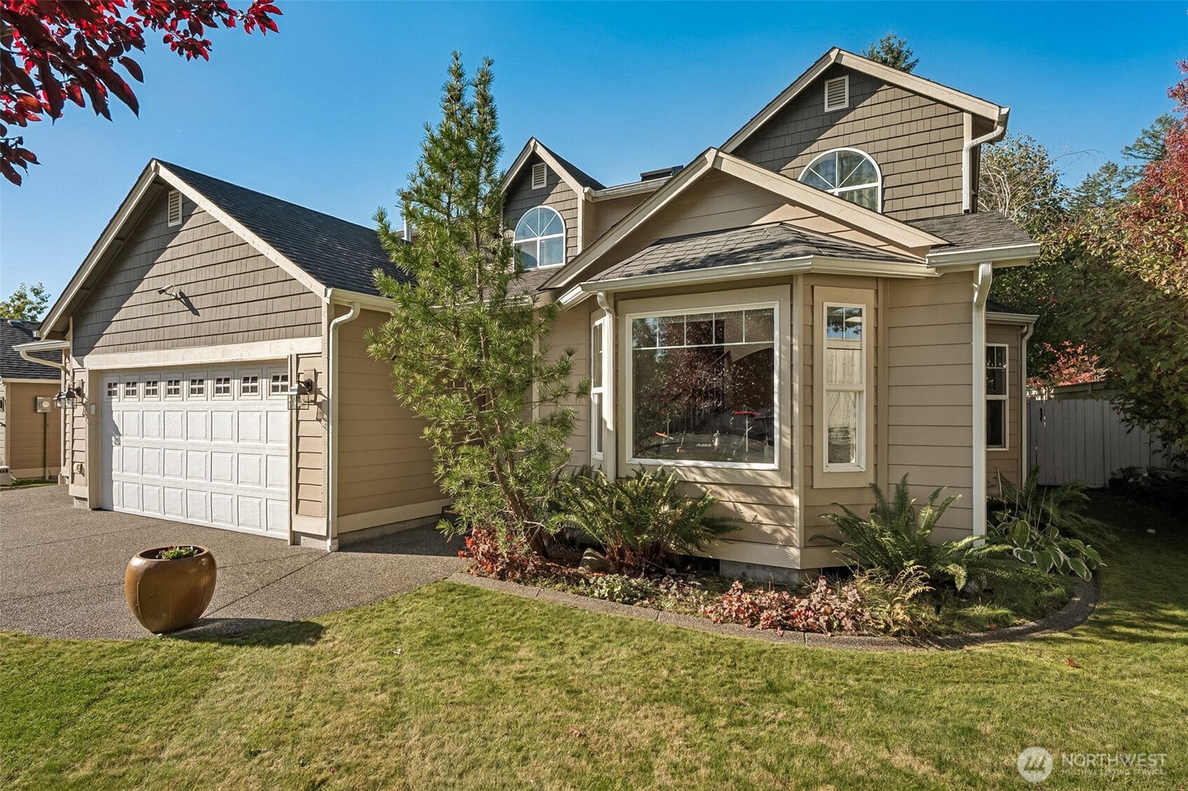 3050 Campus Prairie Loop NE