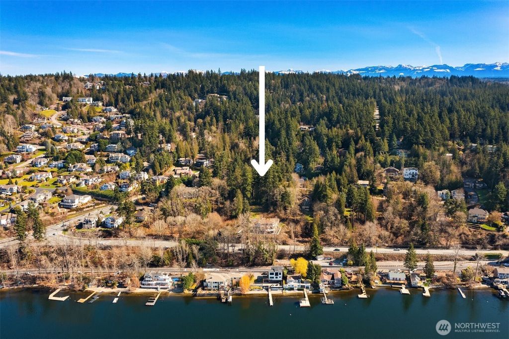 Photo of 11 XX 205th Avenue NE, Sammamish, WA 98074 (MLS # 2428926)