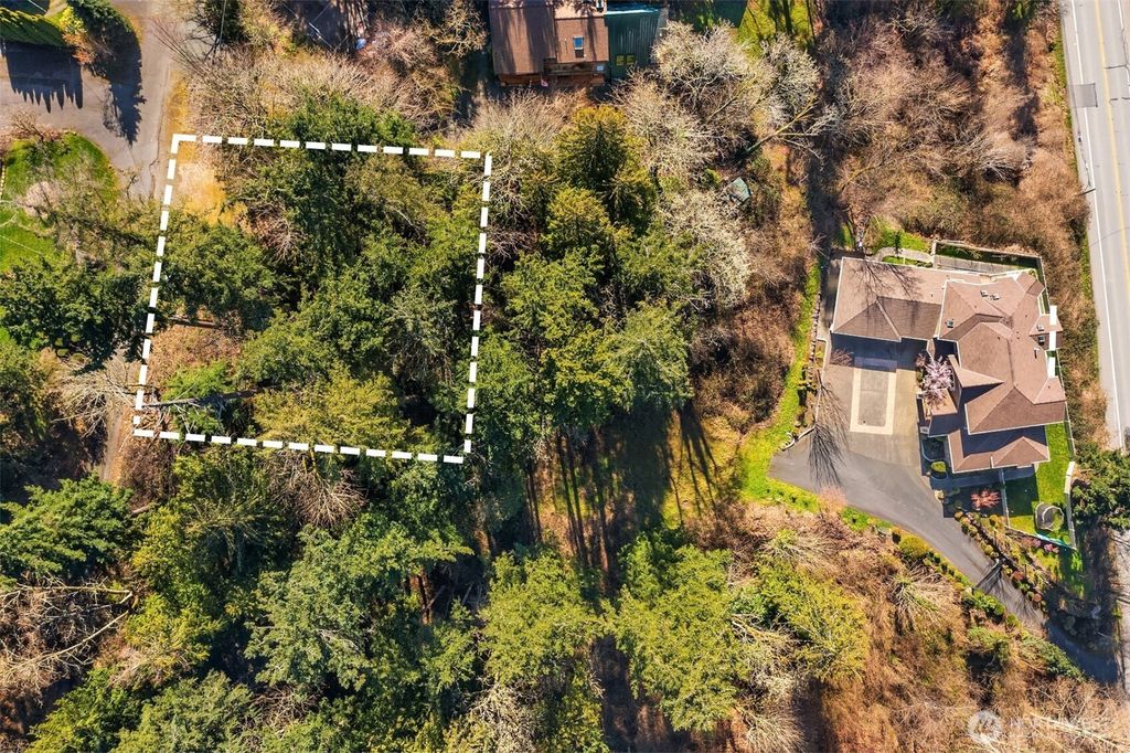 Photo of 11 XX 205th Avenue NE, Sammamish, WA 98074 (MLS # 2428926)