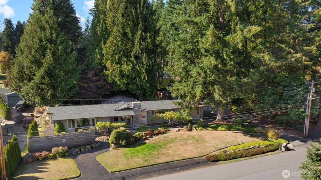 Photo of 19555 170th Avenue NE, Woodinville, WA 98072 (MLS # 2440644)