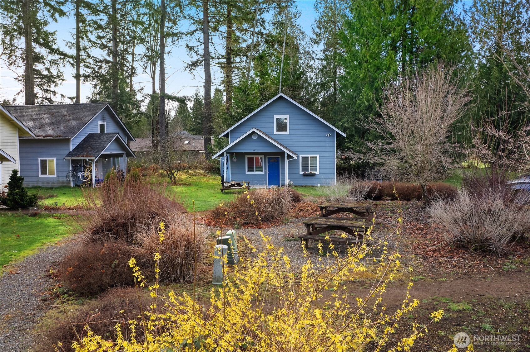 1832 Fairview Street NE