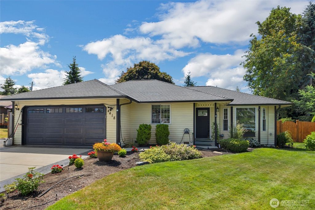 Photo of 4418 85th Place SW, Mukilteo, WA 98275 (MLS # 2402983)