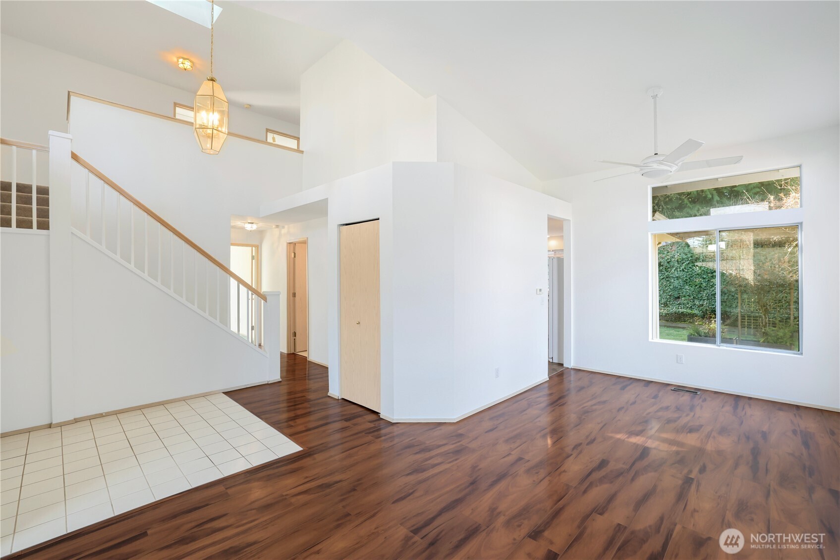 3814 Crystal Ridge Drive SE