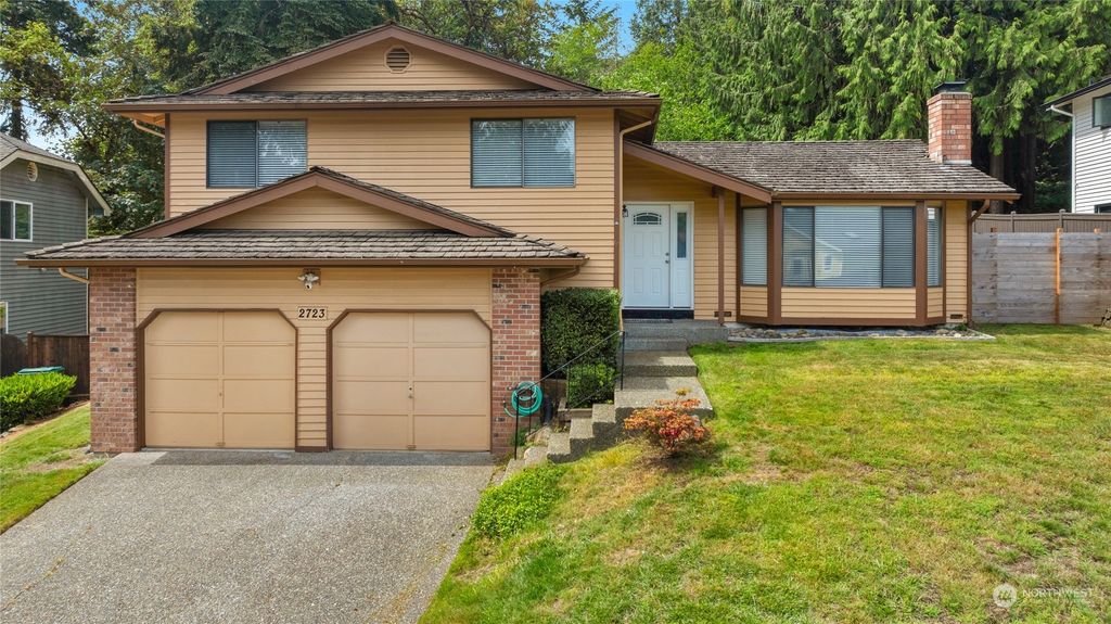 Photo of 2723 SW 349th Place, Federal Way, WA 98023 (MLS # 2246526)