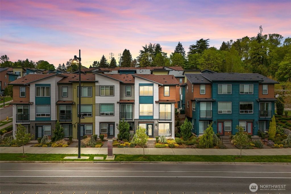 Photo of 8226 S 132nd Street, Seattle, WA 98178 (MLS # 2510865)