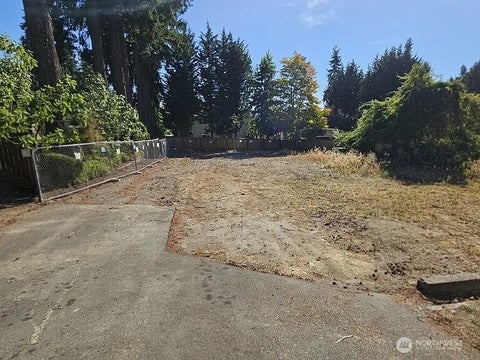 Photo of 12657 NE 104th Street, Kirkland, WA 98033 (MLS # 2579298)
