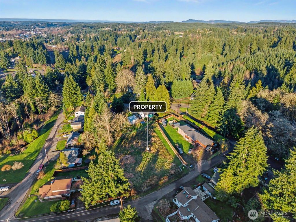 Photo of 1001 E Main Street, Centralia, WA 98531 (MLS # 2469951)