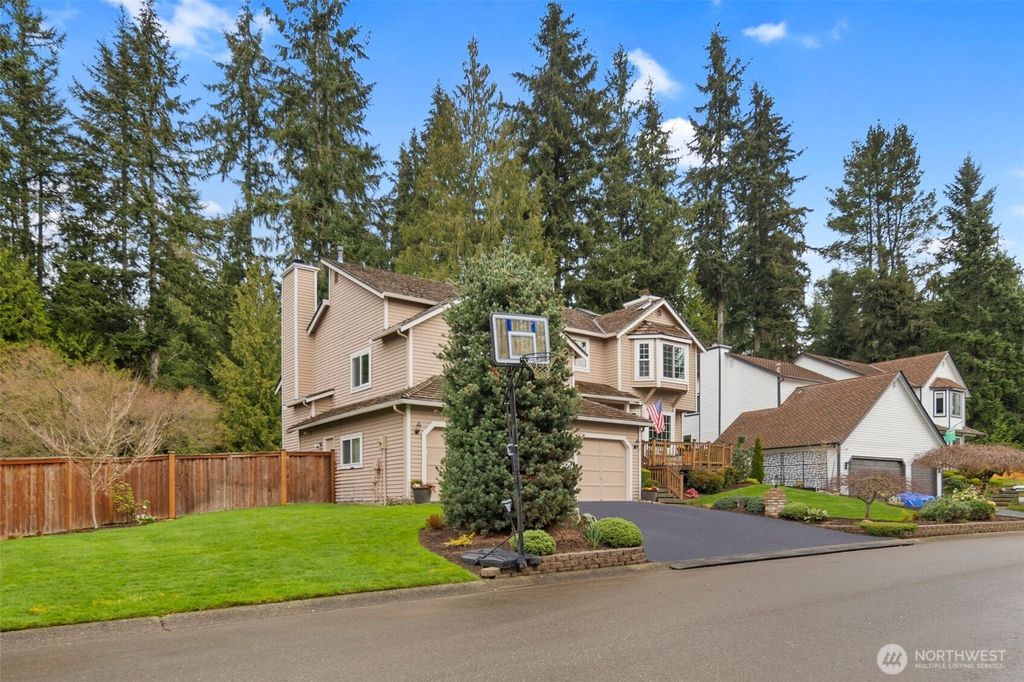 Photo of 1017 187th Place SW, Lynnwood, WA 98036 (MLS # 2351593)