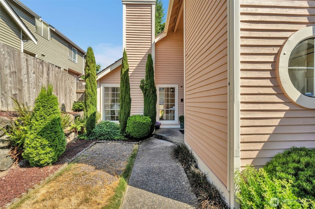 Photo of 4736 SW 314th Place, Federal Way, WA 98023 (MLS # 2407130)