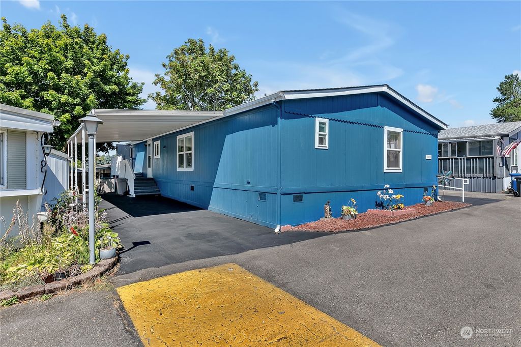 Photo of 18219 36th Avenue S #451, SeaTac, WA 98188 (MLS # 2271275)