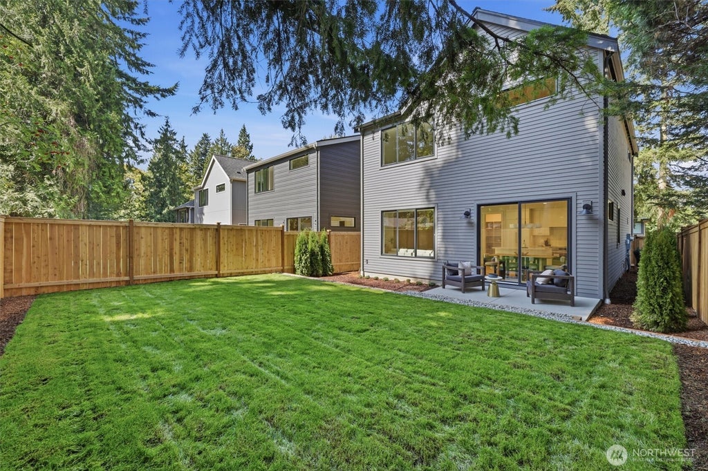 Photo of 10026 Slater Avenue NE, Kirkland, WA 98033 (MLS # 2572250)