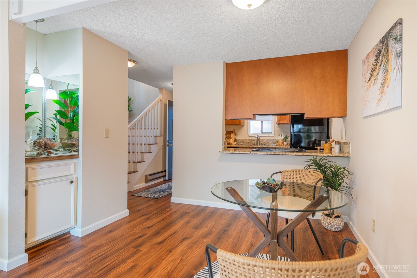 Kent, Washington 98030, United States, 2 Bedrooms Bedrooms, ,2 BathroomsBathrooms,Residential,Active,217027