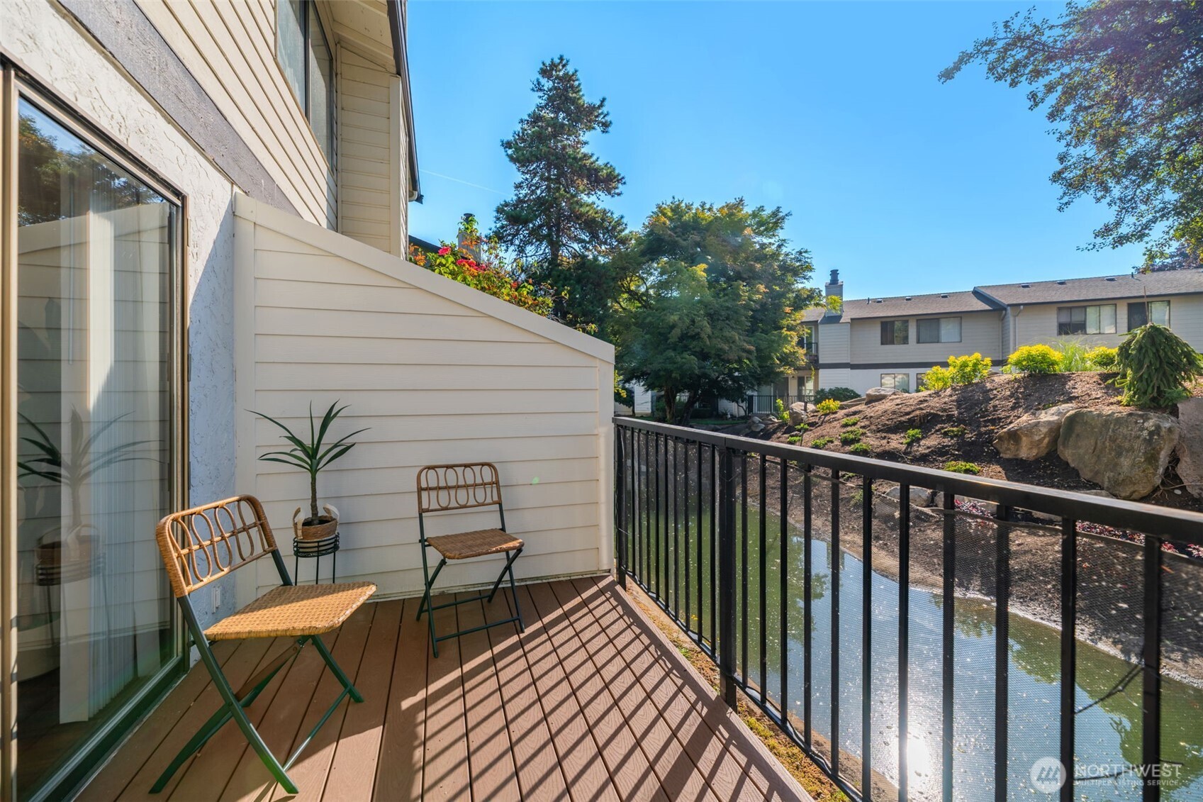 Kent, Washington 98030, United States, 2 Bedrooms Bedrooms, ,2 BathroomsBathrooms,Residential,Active,217027