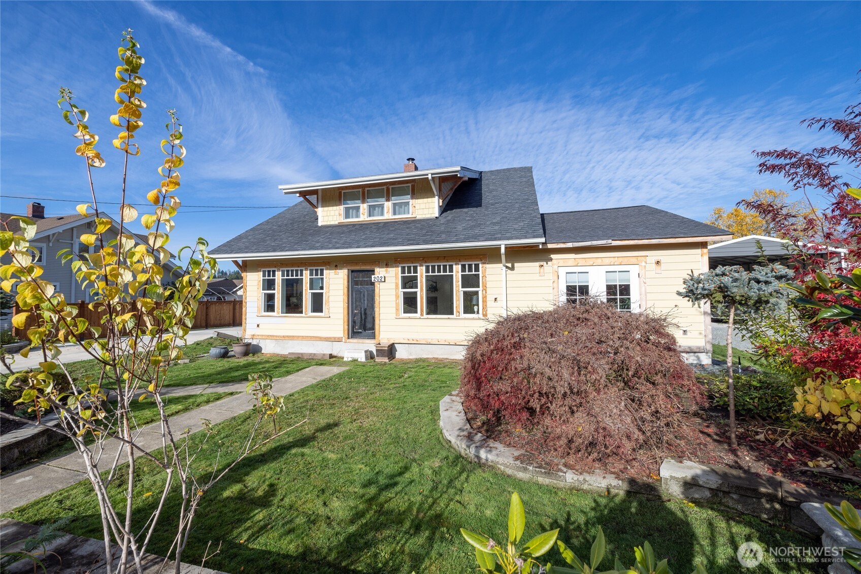 202 Prospect Street E