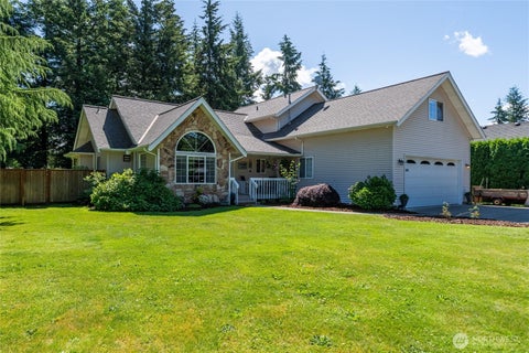 Photo of 6898 Golf View Drive, Lynden, WA 98264 (MLS # 2535323)