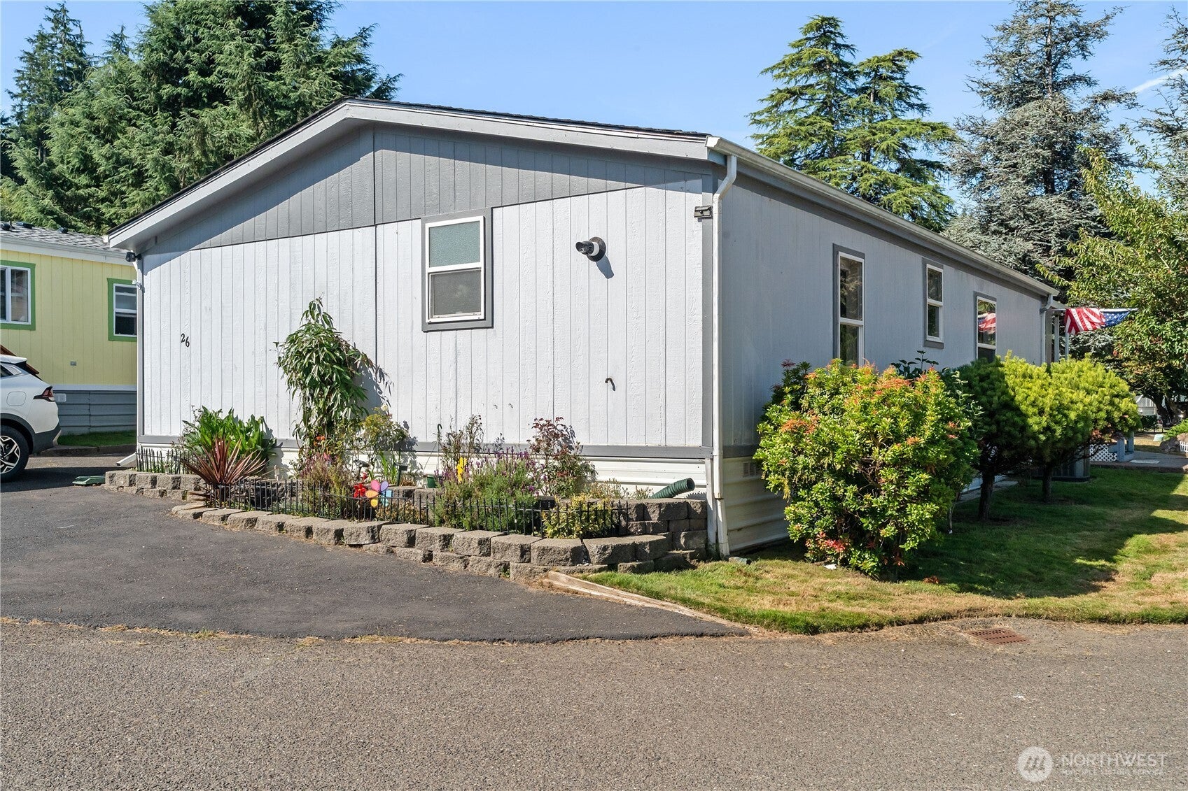 1019 Stanford Drive 26