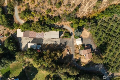 Photo of 5177 Woodring Canyon Road, Cashmere, WA 98815 (MLS # 2436047)