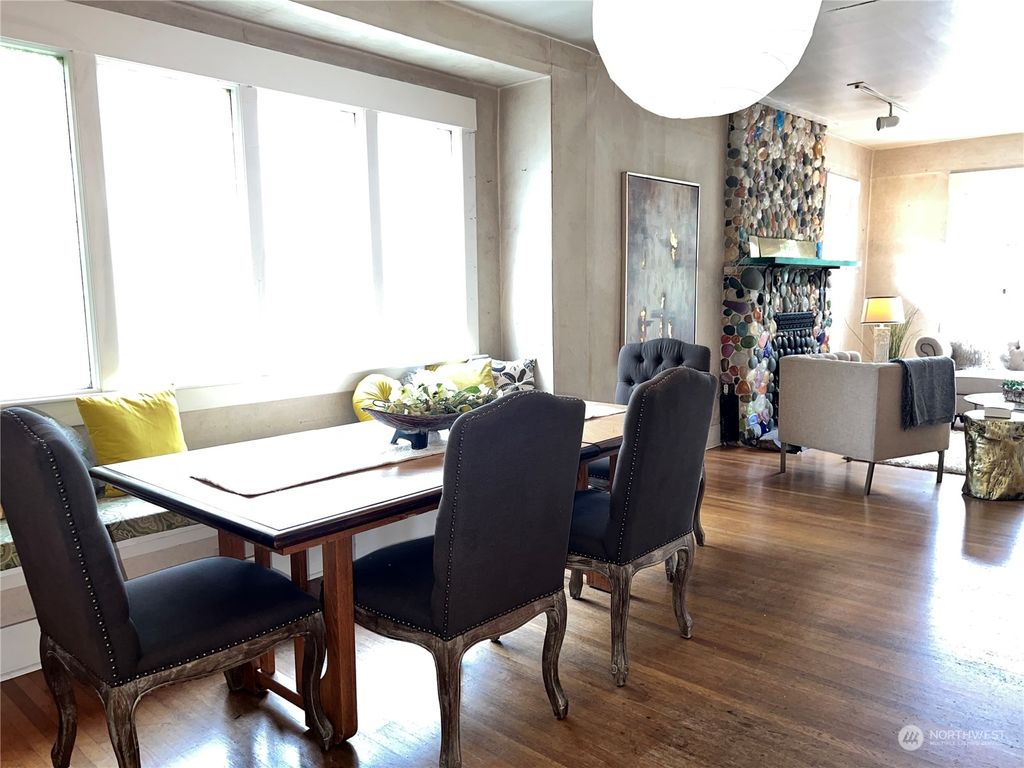 Photo of 2929 Mayfair Avenue N, Seattle, WA 98109 (MLS # 2161881)