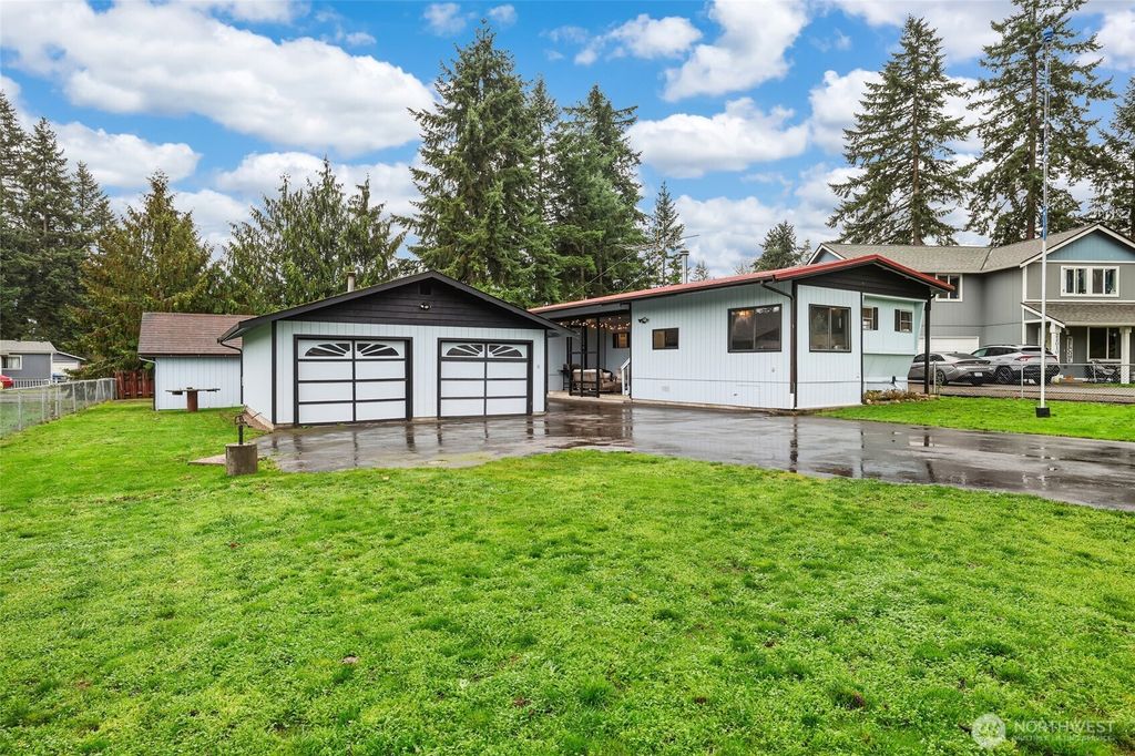 Photo of 22014 126th Street E, Bonney Lake, WA 98391 (MLS # 2457590)