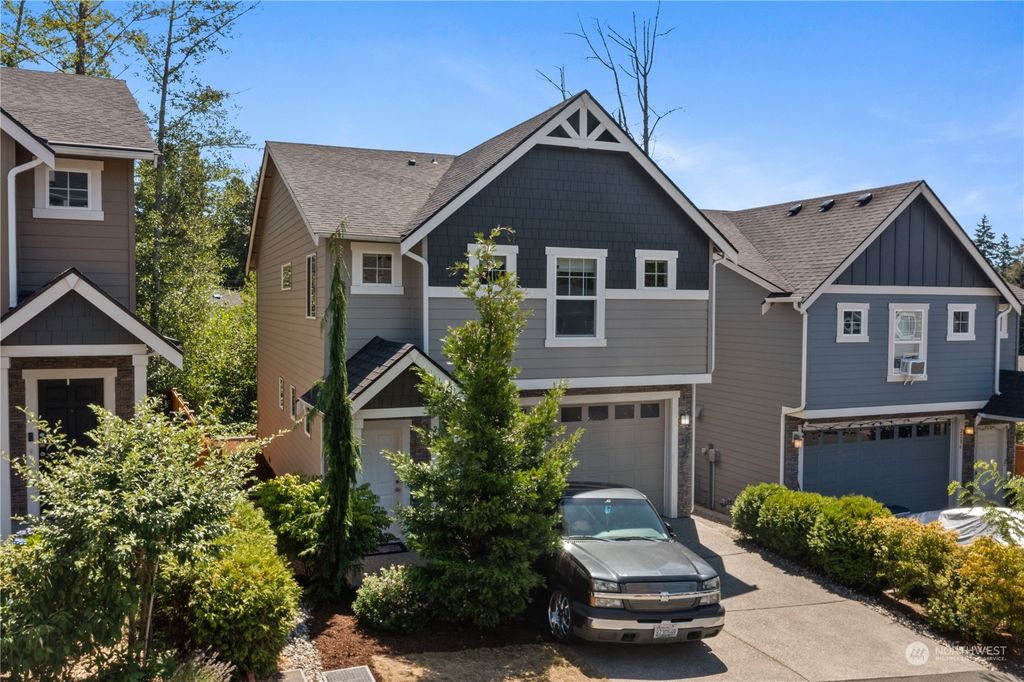 Photo of 2202 SW 147th Place, Lynnwood, WA 98087 (MLS # 2145647)