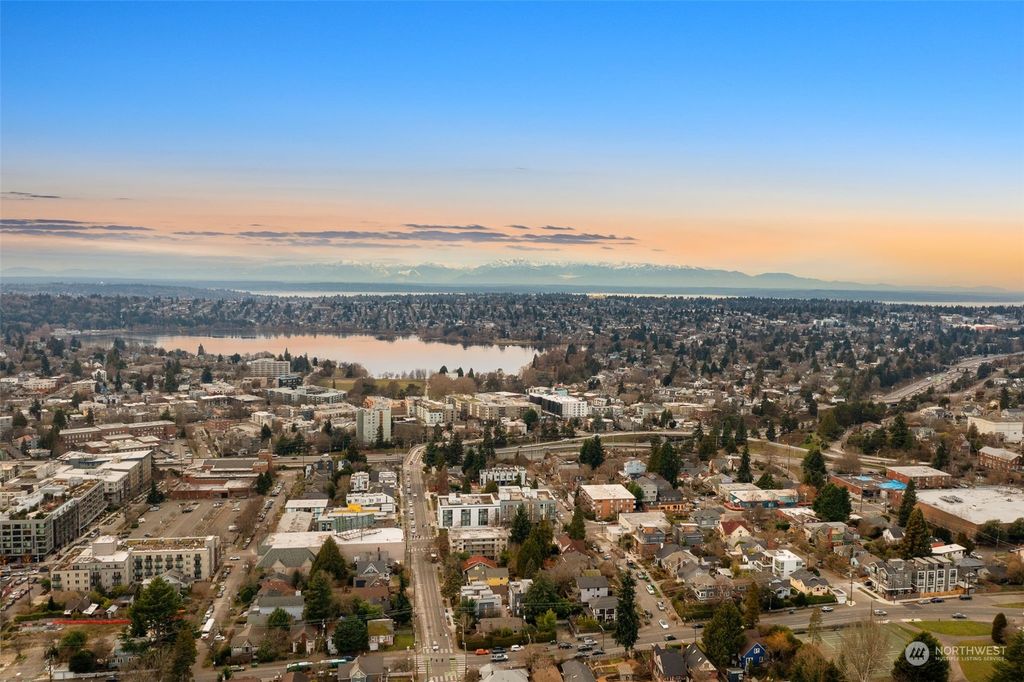 Photo of 1018 B NE 71st Street, Seattle, WA 98115 (MLS # 2193190)