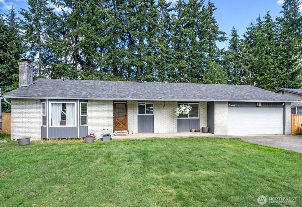 Photo of 14411 116th Avenue Ct E, Puyallup, WA 98374 (MLS # 2541568)