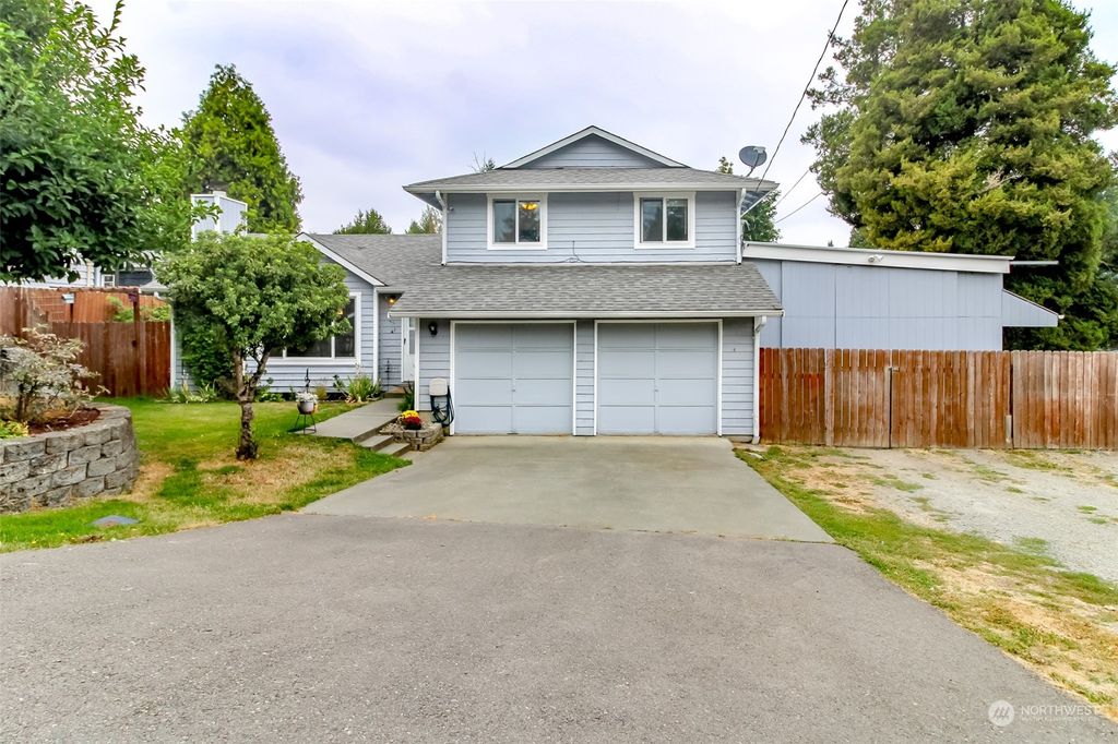 Photo of 4470 S 173rd Street, SeaTac, WA 98188 (MLS # 2144636)