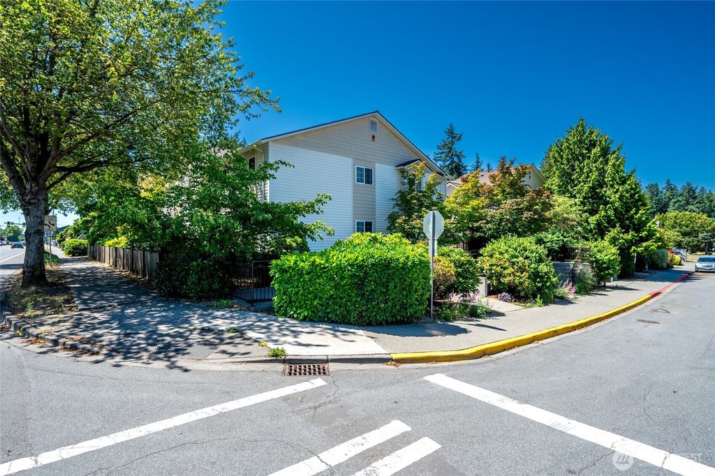 Photo of 1255 NE 152nd Street #3, Shoreline, WA 98155 (MLS # 2404270)