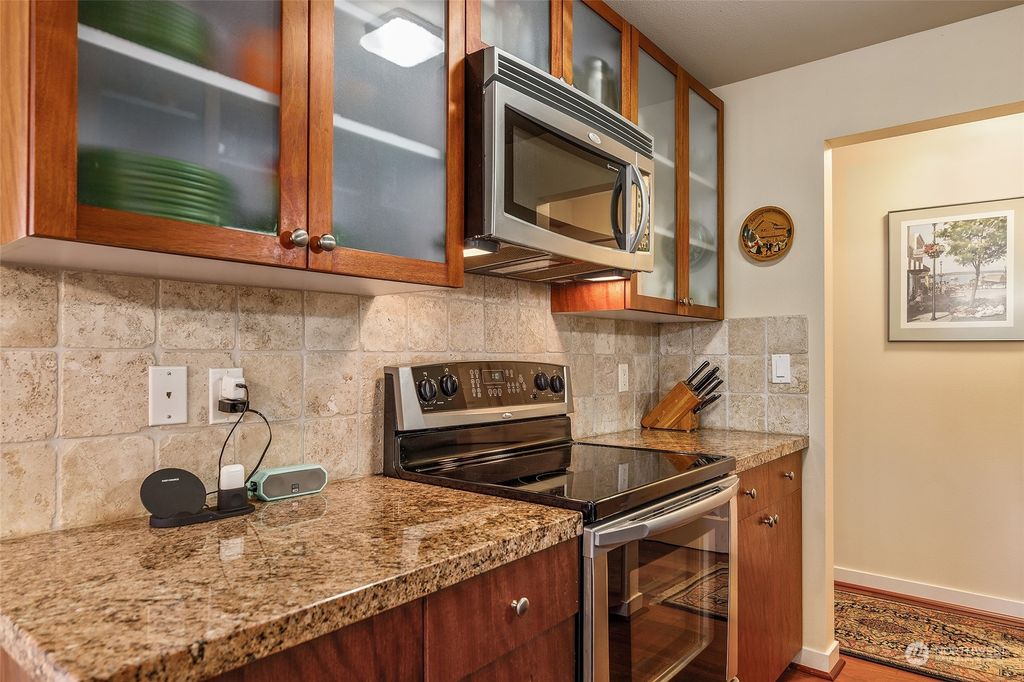 Photo of 960 5th Avenue S #107, Edmonds, WA 98020 (MLS # 2190451)