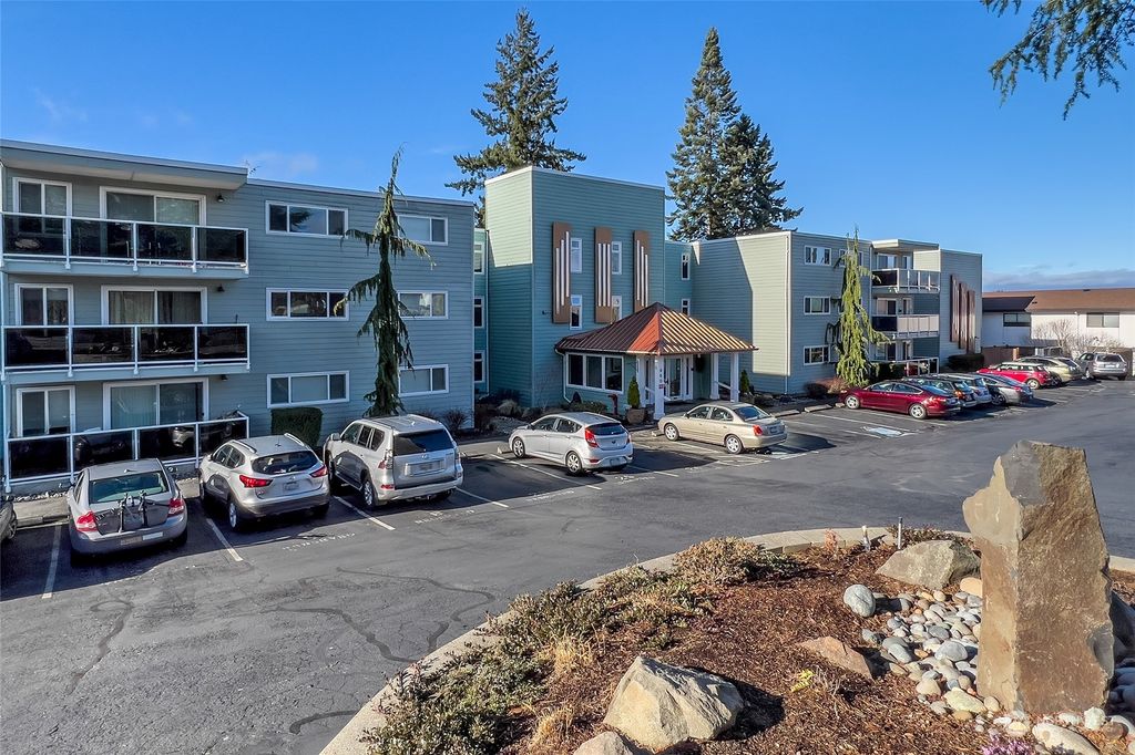 Photo of 960 5th Avenue S #107, Edmonds, WA 98020 (MLS # 2190451)