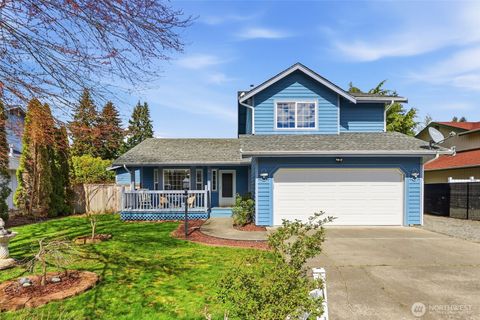 Photo of 808 Mountain Aire Court NW, Yelm, WA 98597 (MLS # 2502313)