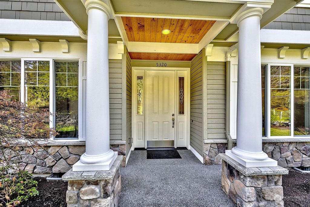 Photo of 5320 Picnic Point Road, Edmonds, WA 98026 (MLS # 2059328)