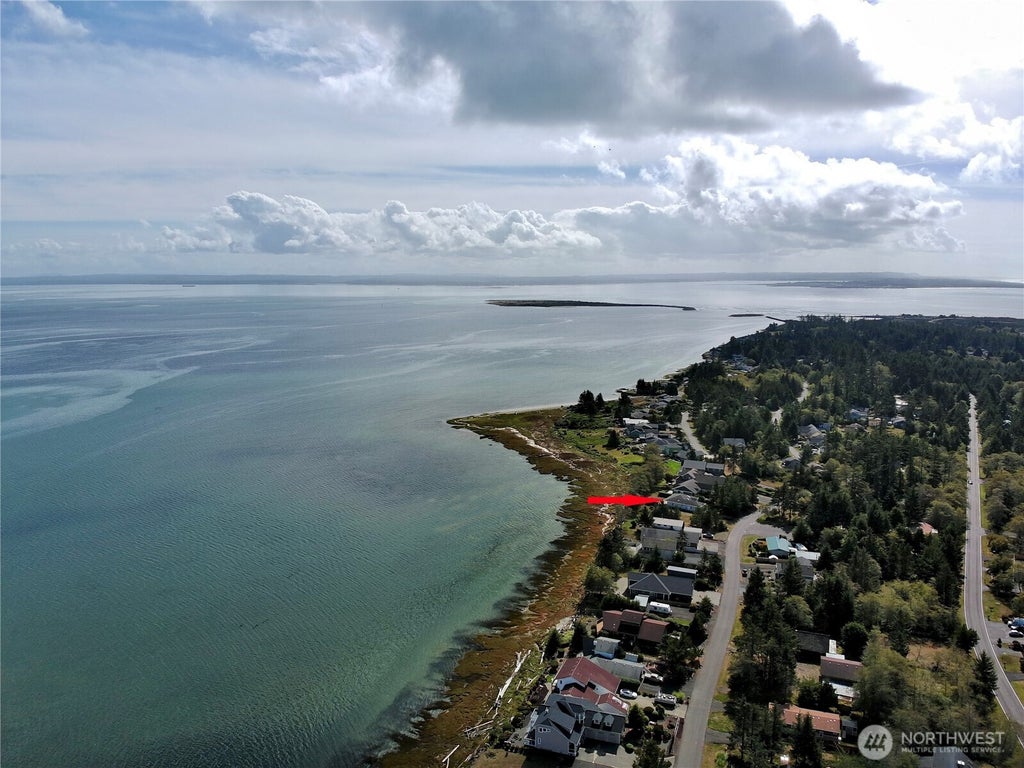 Photo of 674 Chinook Avenue SE, Ocean Shores, WA 98569 (MLS # 2586266)