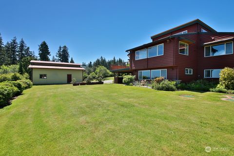 A home in Freeland