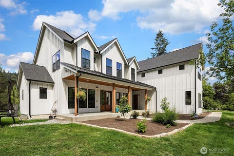 Photo of 24926 SE 162 Street, Issaquah, WA 98027 (MLS # 2545045)