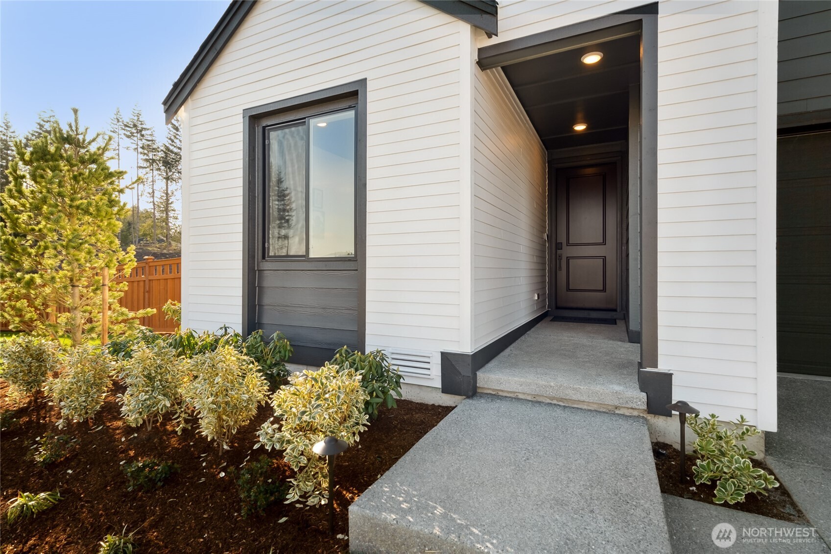 15320 204th Avenue E 19