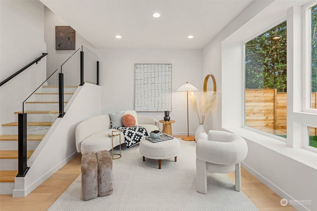 Photo of 7715 25th Avenue NE, Seattle, WA 98115 (MLS # 2290492)