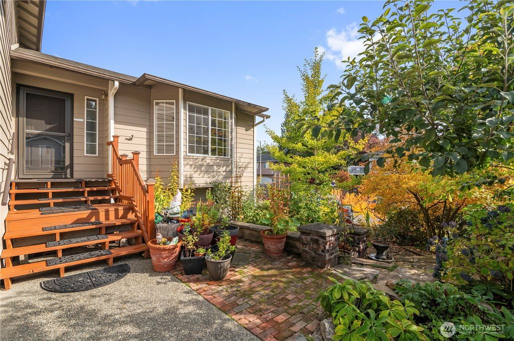 Photo of 9521 9th Street SE, Lake Stevens, WA 98258 (MLS # 2447665)