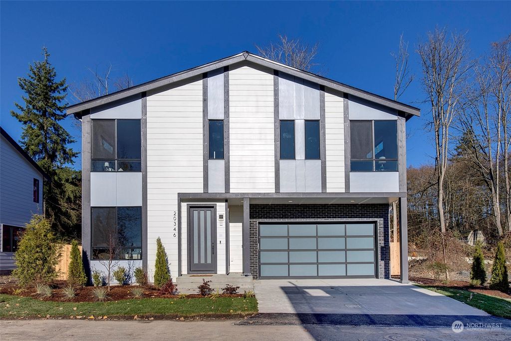 Photo of 8128 NE 203rd Street, Kenmore, WA 98028 (MLS # 2190364)