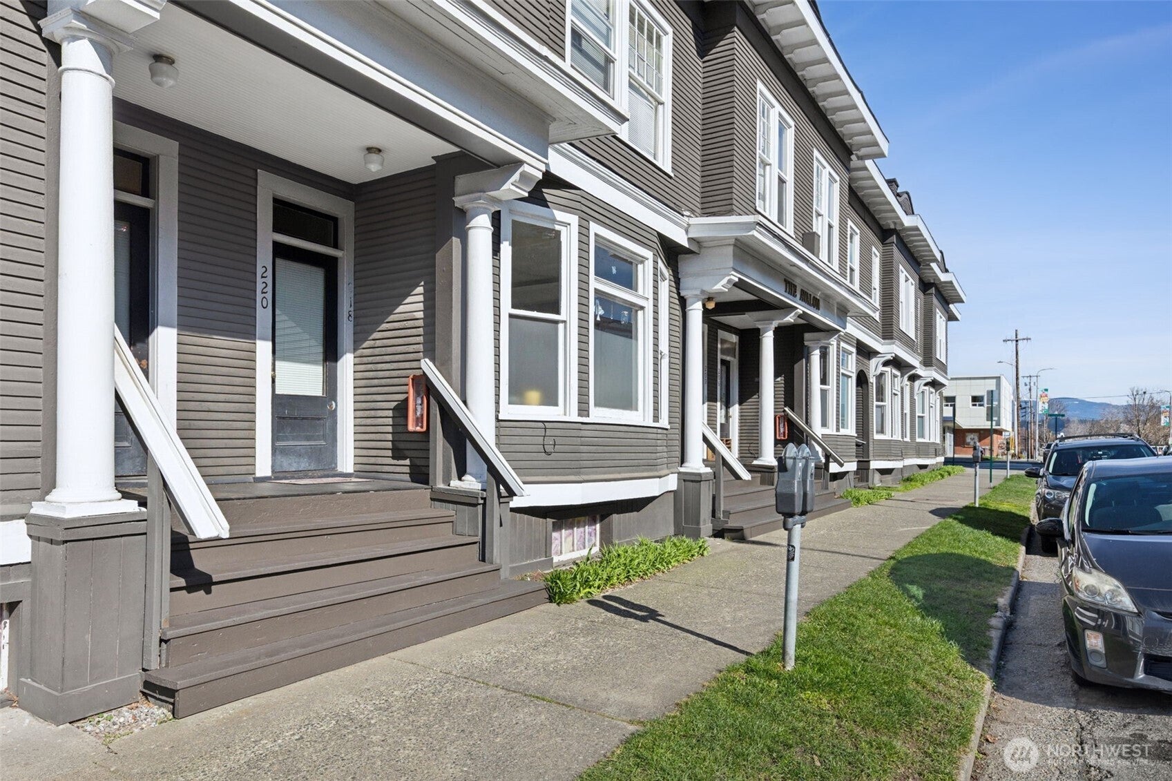 201 N Commercial Street