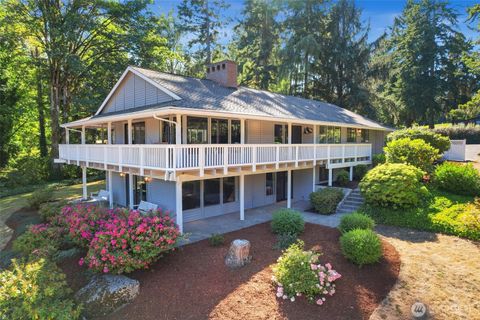 11186 Blue Pond Place NE Bainbridge Island WA 98110