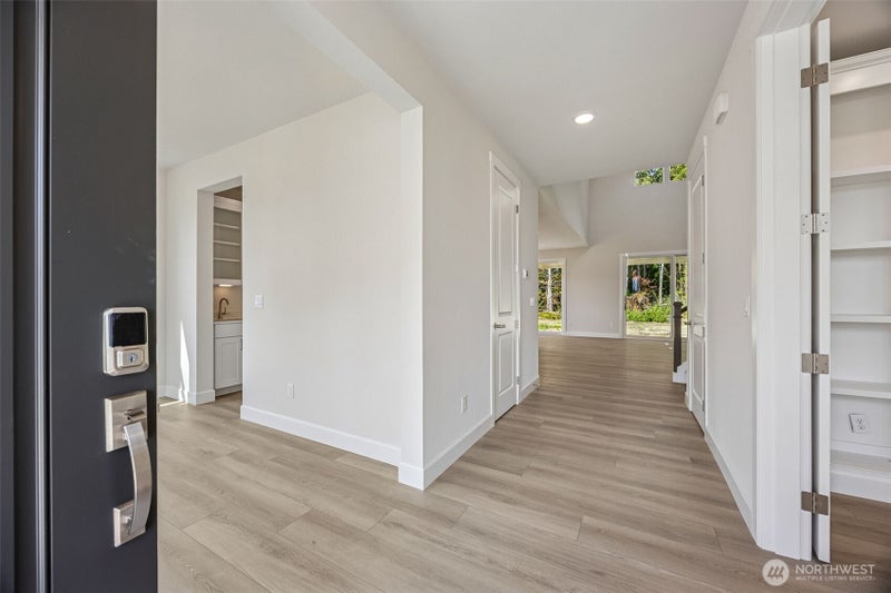13814 100th Street NE 208