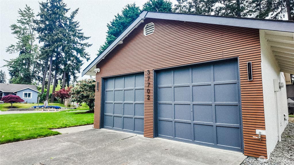 Photo of 37702 27th Place, Federal Way, WA 98003 (MLS # 2560947)