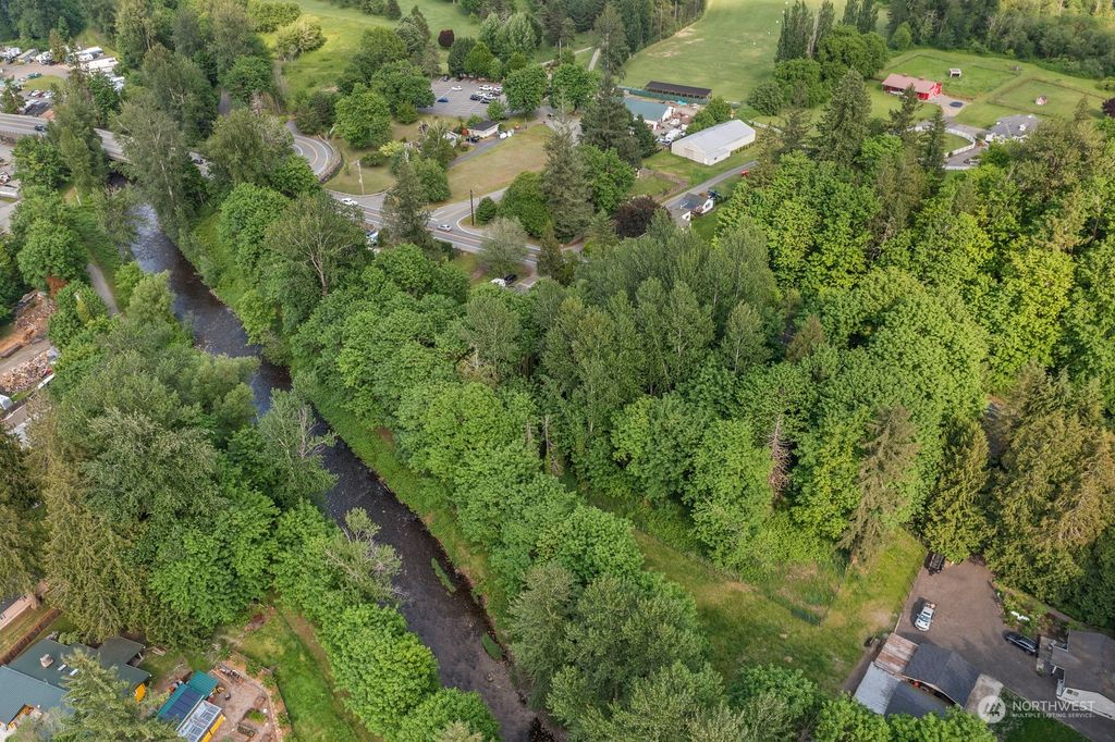Photo of 4521 Preston-Fall City Road SE, Fall City, WA 98024 (MLS # 2075337)