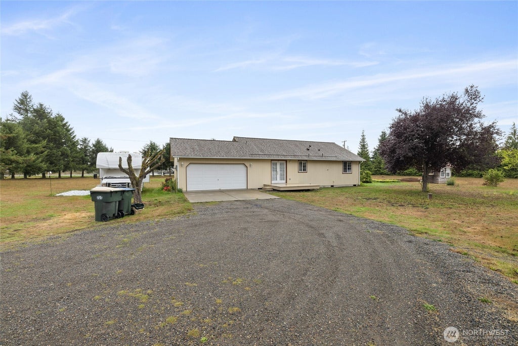 Photo of 5423 180th Avenue SW, Rochester, WA 98579 (MLS # 2588246)