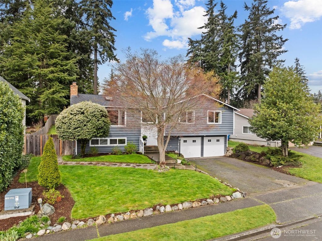 Photo of 5303 172nd Street SW, Lynnwood, WA 98037 (MLS # 2342716)